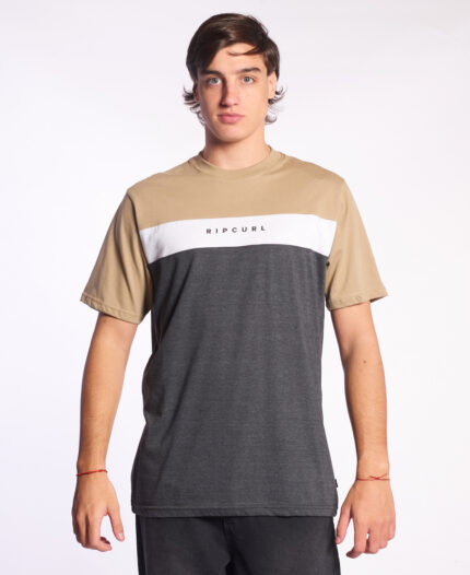 Remera Rip Curl Undertow Panel