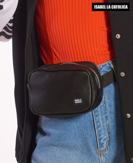 Riñonera Isabel La Católica Underground