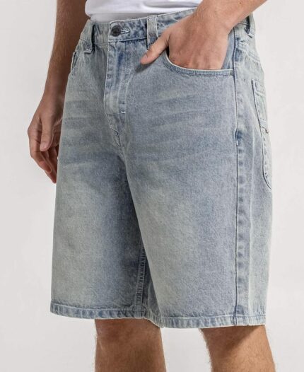 Bermuda  Rusty Lucifer 2 Big Dirty Dawg