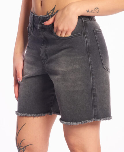 Short Isabel La Católica Mom Black