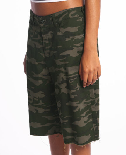 Bermuda Y Tú Quique? Low Camo 22"