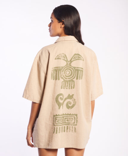 Camisa Y Tú Quique? Chaman