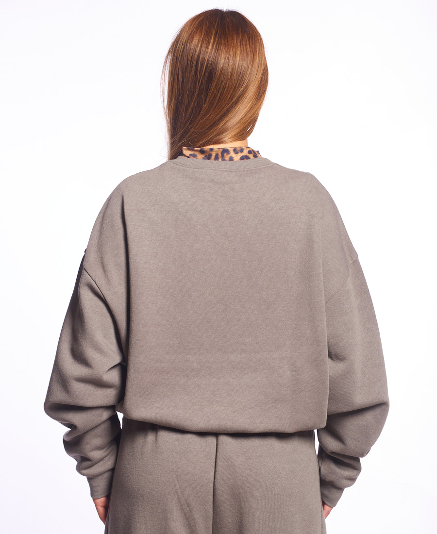 Buzo Isabel La Católica Crew Boxy - Imagen 2