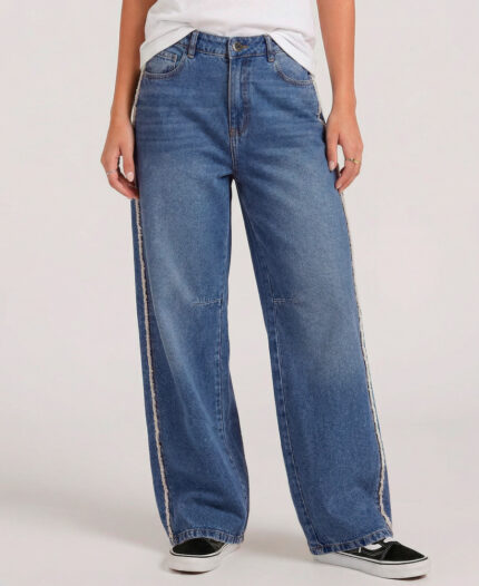 Jean Isabel La Católica Straight Goth